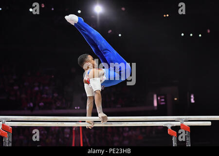 La Scozia, Regno Unito. 11 agosto 2018. FRASER Joe (GBR) compete sulle barre parallele in uomini di Ginnastica Artistica finali del Team durante i Campionati Europei Glasgow 2018 al SSE Idro il Sabato, 11 agosto 2018. GLASGOW Scozia. Credito: Taka G Wu Credito: Taka Wu/Alamy Live News Foto Stock