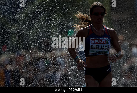 Berlino, Germania. 12 Ago, 2018. Pista e sul campo, Campionato Europeo, maratona, donne: Bojana Bjeljac dalla Croazia. Credito: Sven Hoppe/dpa/Alamy Live News Foto Stock