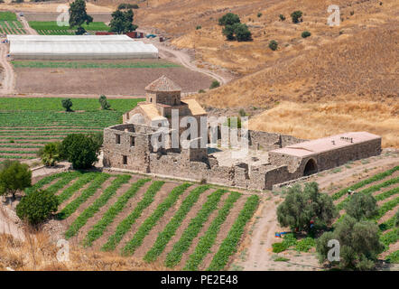 Pittoresca Santa Cristiana Ortodossa chiesa di Panagia Sinti a Paphos area distrettuale di Cipro Foto Stock