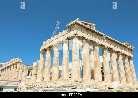 Il Partenone tempio sotto lavori di rinnovo dell'Acropoli di Atene, Grecia Foto Stock