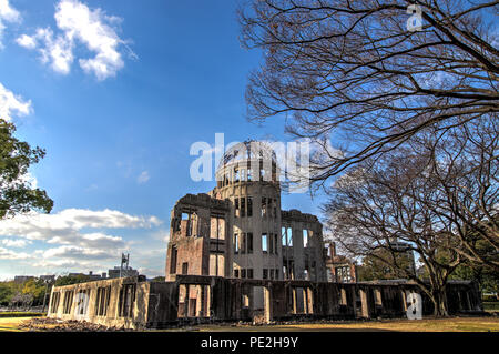 Fotografia HDR della Cupola della Bomba Atomica (Genbaku Dōmu), parte dell'Hiroshima Peace Memorial a Hiroshima, Giappone Foto Stock