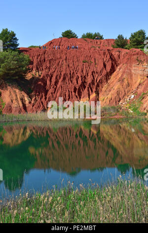 L'Italia, Otranto, laghetto dell'antica cava di bauxite. Visualizza i dettagli di e Foto Stock