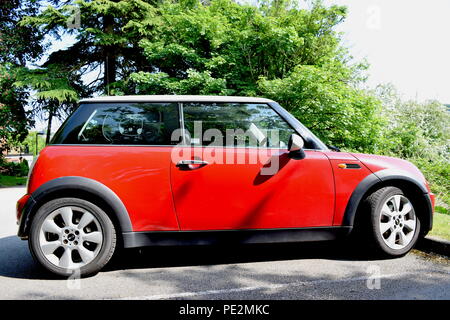 Auto Mini Cooper rosso Foto Stock