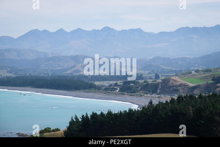 La vista dal sentiero che conduce al belvedere di Kaikoura nell'Isola Sud della Nuova Zelanda Foto Stock