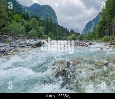 Il fiume Wimbach sopra le cascate wimbachklamm. Parco Nazionale di Berchtesgaden Baviera Germania Foto Stock