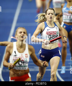 Gran Bretagna Eilidh Doyle (centro) vince il bronzo nella finale durante il giorno cinque del 2018 Campionato Europeo di Atletica presso lo Stadio Olimpico di Berlino. Stampa foto di associazione. Picture Data: Sabato 11 Agosto, 2018. Vedere PA storia europei di atletica. Foto di credito dovrebbe leggere: Martin Rickett/filo PA. Restrizioni: solo uso editoriale, nessun uso commerciale senza previa autorizzazione Foto Stock