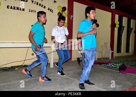 Regno - Feste Virgen del Carmen di El Carmen DE LA FRONTERA - Ecuador - di frontiera. Dipartimento di Piura .PERÙ Foto Stock