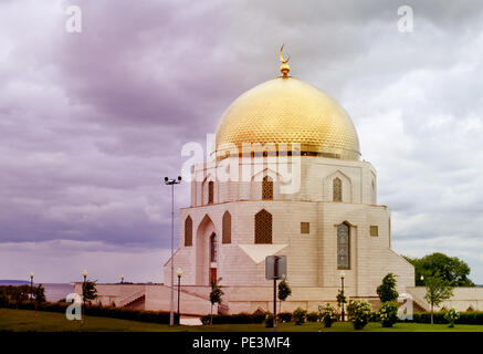 Foto di un bel monumento di accettazione dell Islam in Tatarstan Foto Stock