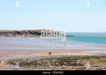 Punto di frati, Barry Island, con ripidi Holm dietro e il Somerset coast all'orizzonte. Foto Stock