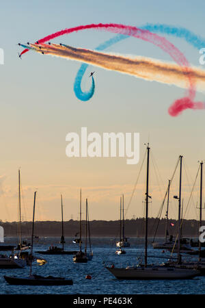 La RAF frecce rosse display per il Lendy Cowes Week 10 Agosto 2018F Foto Stock