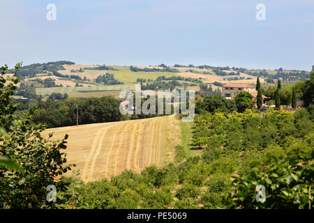 Campagna francese e la fattoria di seminativi e Lot et Garonne, Aquitaine Francia Europa Foto Stock