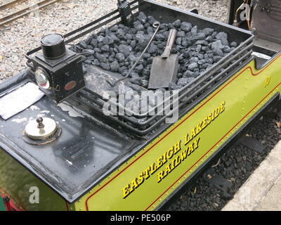 Eastleigh Lakeside ferrovie a vapore è un ottimo posto per prendere i bambini per corse su una miniatura del treno a vapore; vicino a Southampton in Hampshire. Foto Stock