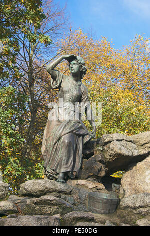 La fontana di Matilda una scultura in bronzo di Giuseppe Durham 1878 Regents Park London Inghilterra England Foto Stock