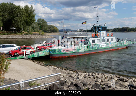 Traghetto del Reno Mondorf nei pressi di Bonn, Germania. Foto Stock