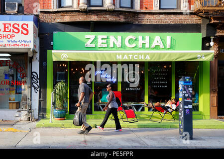 [Storefront storico] Zenchai, 94 Rivington St, New York. Facciata esterna di un bar matcha (di proprietà asiatica) nel Lower East Side di Manhattan. Foto Stock