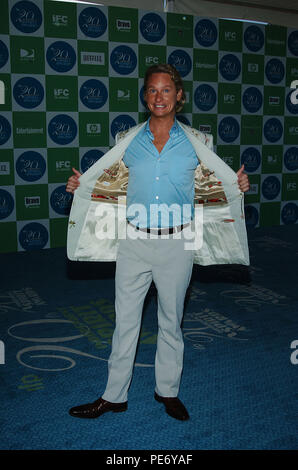 Carson Kressley arrivando alla spirito indipendente Award.carsonkressley1316 Red Carpet Event, verticale, STATI UNITI D'AMERICA, industria cinematografica, celebrità, fotografia, Bestof, arte cultura e intrattenimento, Topix celebrità moda / Verticale, meglio di, evento nella vita di Hollywood - California, moquette rossa e dietro le quinte, USA, industria cinematografica, celebrità, movie celebrità, personaggi televisivi, musica celebrità, fotografia, Bestof, arte cultura e intrattenimento, Topix, verticale, una persona, dall'anno , 2005, inchiesta tsuni@Gamma-USA.com moda - a piena lunghezza Foto Stock