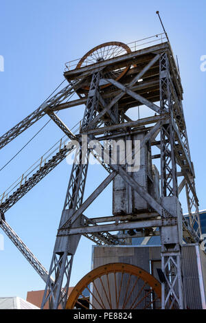 Vista ravvicinata del copricapo a foro grande miniera di diamanti Foto Stock