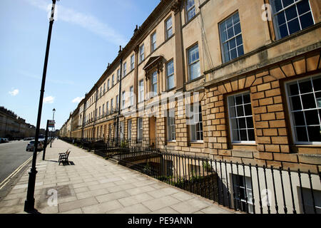 Case cittadine Georgiane sulla Great Pulteney Street Bath England Regno Unito Foto Stock