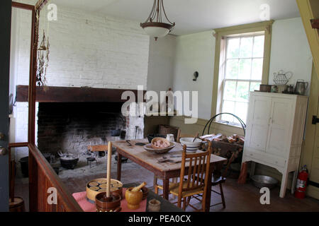 Immagine della vecchia cucina coloniale a Chippokes Plantation, VA, USA Foto Stock