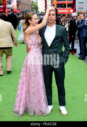 Hannah Tointon and Joe Thomas frequentando la prima mondiale del Festival presso il Cineworld Leicester Square, Londra. Foto Stock