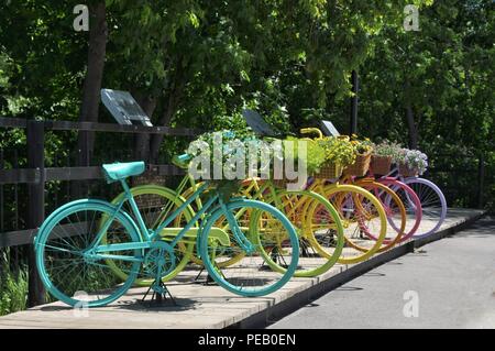 Biciclette sul display in San Polycarpe Quebec Foto Stock