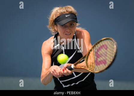 Cincinnati, OH, Stati Uniti d'America. 13 Ago, 2018. Elina Svitolina dell'Ucraina durante la pratica al 2018 Western & Southern Open WTA Premier 5 torneo di tennis. Cincinnati, Ohio, USA, il 13 agosto 2018. Credit: AFP7/ZUMA filo/Alamy Live News Foto Stock