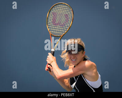 Cincinnati, OH, Stati Uniti d'America. 13 Ago, 2018. Elina Svitolina dell'Ucraina durante la pratica al 2018 Western & Southern Open WTA Premier 5 torneo di tennis. Cincinnati, Ohio, USA, il 13 agosto 2018. Credit: AFP7/ZUMA filo/Alamy Live News Foto Stock