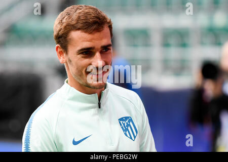 Tallinn, Estonia. 14 Ago, 2018. Antoine Griezmann di Atletico Madrid partecipa a una sessione di formazione presso il Il Lilleküla Stadium di Tallinn, Estonia, 14 agosto 2018. La UEFA Super Cup match tra Real Madrid e Atletico Madrid si terrà qui in agosto 15. Credito: Xinhua foto/Sergei Stepanov/Xinhua/Alamy Live News Foto Stock