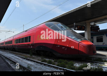 Italo NTV regolare no.13;stazione santa lucia;;Venezia Italia Foto Stock