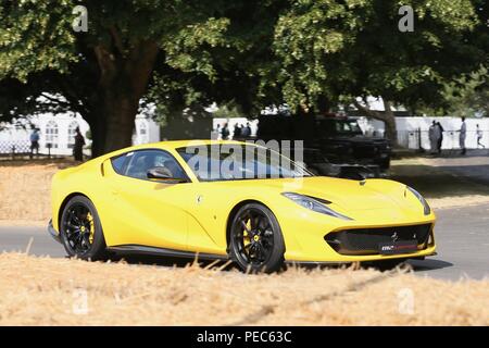 La Supercars prendere sul hillclimb a Goodwood Festival della Velocità il giorno 1 con: Ferrari 812 Superfast dove: Londra, Regno Unito quando: 12 lug 2018 Credit: Michael Wright/WENN.com Foto Stock