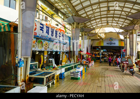 Mercato Dongmun Jeju Island Corea del Sud Asia stretto Foto Stock