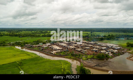 Sale in fabbrica Sakon Nakhon Thailandia. Vista dall'alto da fuco. Foto Stock