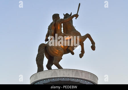 Primo piano del monumento di Alessandro il Grande a Skopje Foto Stock