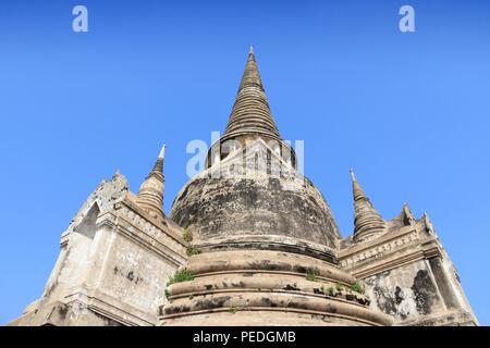 Al parco storico di Ayutthaya in Thailandia - UNESCO World Heritage Site vicino a Bangkok. Tempio buddista complesso. Wat Phra Si Sanphet. Foto Stock