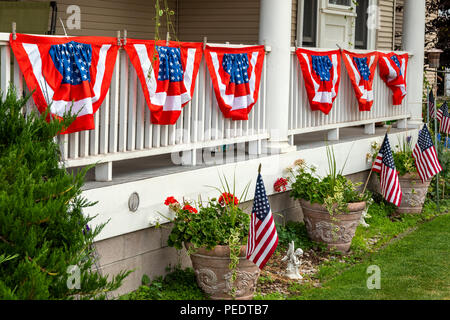 Recinzione portico decorato per il quarto di luglio; Salida; Colorado; USA Foto Stock