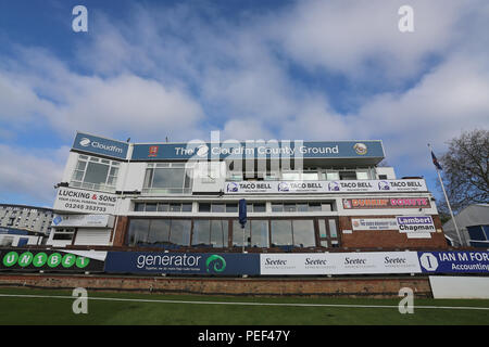 Vista generale del recentemente rinominato pavilion durante Essex CCC vs Durham MCCU, inglese MCC Università Match Cricket al Cloudfm County Ground on Foto Stock