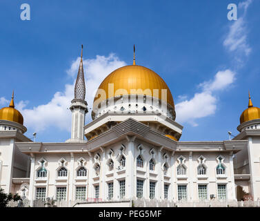 Moschea con cupola dorata Foto Stock