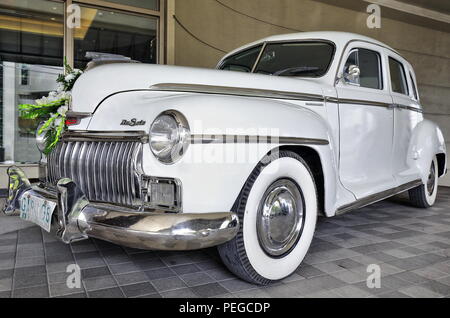 Cebu City, Philippines-October 17, 2016: auto d'epoca di egli 1940s oggi il lavoro come classe vetture di nozze per le coppie in cerca di distinzione come doe Foto Stock