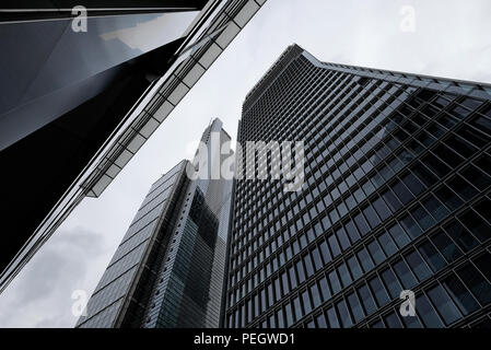 La moderna architettura grattacieli, dal quartiere finanziario centrale di Londra, Inghilterra Foto Stock