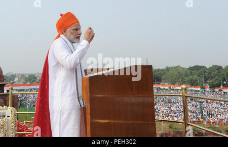 New Delhi, India. Il 15 agosto, 2018. Primo Ministro indiano Narendra Modi indirizzi sul paese del 72Independence Day a New Delhi, India, 15 agosto 2018. Credito: Partha Sarkar/Xinhua/Alamy Live News Foto Stock