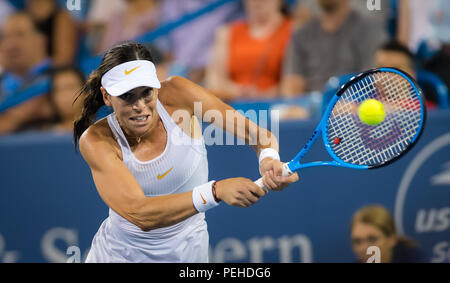 Agosto 15, 2018 - Ajla Tomljanovic di Australia in azione durante il suo secondo tondo corrisponde al 2018 Western & Southern Open WTA Premier 5 torneo di tennis. Cincinnati, Ohio, Stati Uniti d'America. Il 15 agosto 2018. Credit: AFP7/ZUMA filo/Alamy Live News Foto Stock