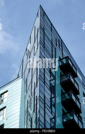 Architettura moderna in Brewery Wharf area di Leeds. Foto Stock