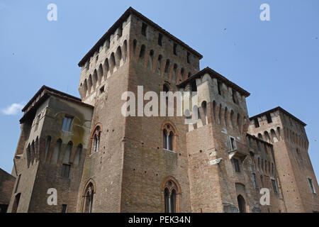 Castello di San Giorgio medievale castello rettangolare a Mantova, Italia Foto Stock