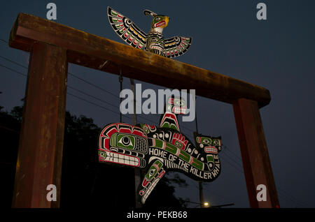 Il gate del Namgis prima nazione in Alert Bay, British Columbia Foto Stock