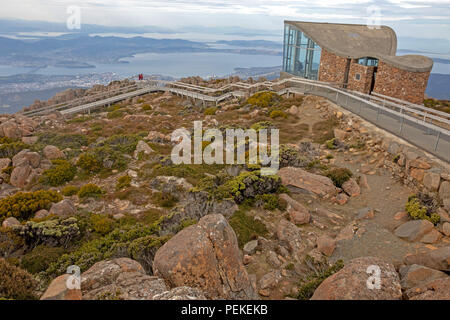 Osservazione rifugio sul Monte Wellington, affacciato su Hobart Foto Stock