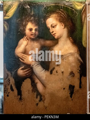 Italia Piemonte Torino Palazzo Madama - Madonna con Bambino 1519 dalla Fabbrica di San Pietro dalla chiesa di San Giacomo Scossacavalli a Roma Foto Stock