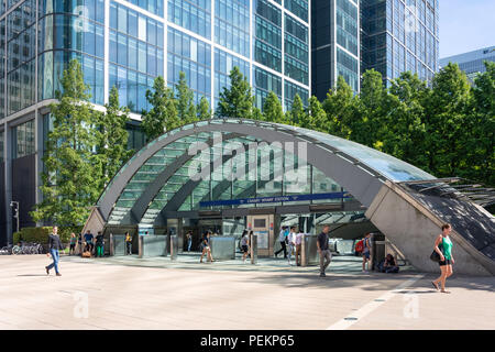 Ingresso alla stazione metropolitana Canary Wharf Jubilee Plaza, Canary Wharf, London Borough of Tower Hamlets, Greater London, England, Regno Unito Foto Stock