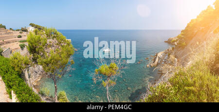 Scenic bay sull'isola di Mallorca Foto Stock