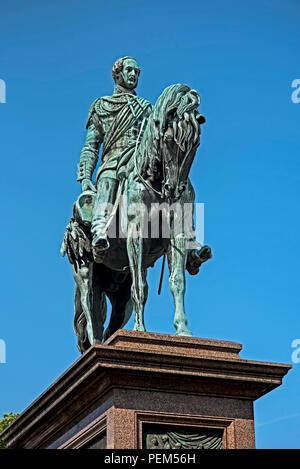 La statua equestre del principe Alberto (1819-61) da Sir John Steell (1804-91) in Charlotte Square, Edimburgo. Foto Stock