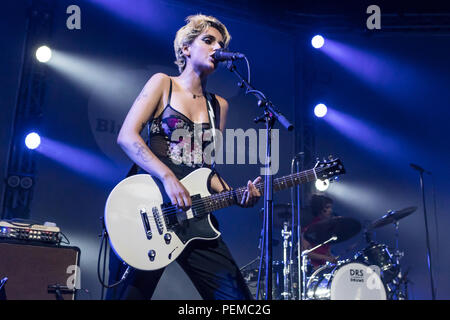 Il danese rock band Volume di velluto dal vivo presso la ventiseiesima Blue Balls Festival di Lucerna, Svizzera Noa Lachmi Foto Stock